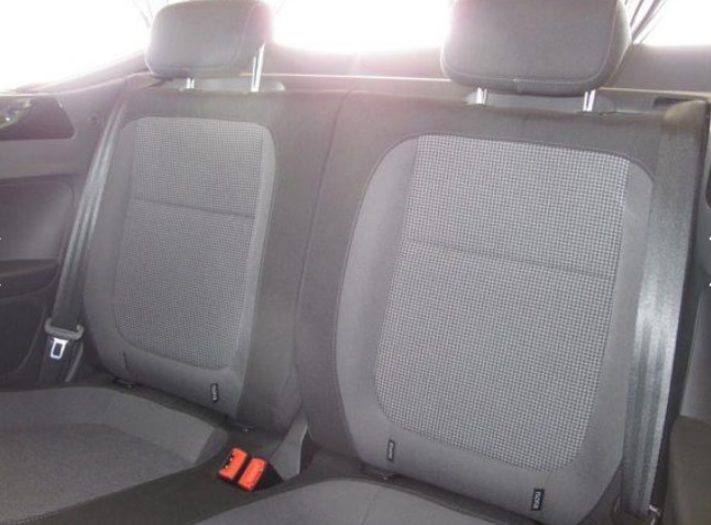 VOLKSWAGEN NEW BEETLE (01/08/2015) - 